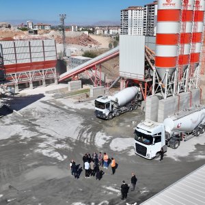 Başkan Geçit, “Beton Santrallerimiz Şehrimizin İnşasına Büyük Katkı Sunuyor”