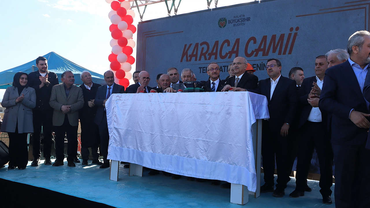 Malatya’da Karaca Camisi’nin Temeli Atıldı: Hayırseverden Büyük Destek